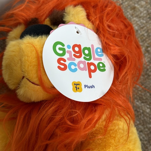 Giggle Scale plush lion - Picture 4 of 5